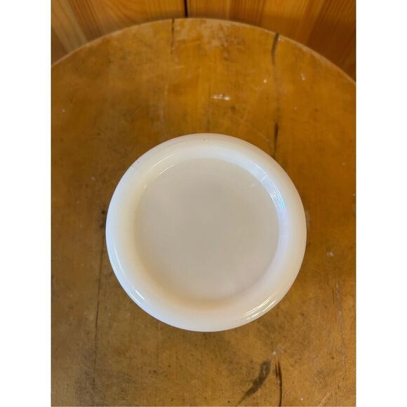 Vintage Buerger’s orange vanishing cream milk glass jar decor (8298) - Picture 6 of 7